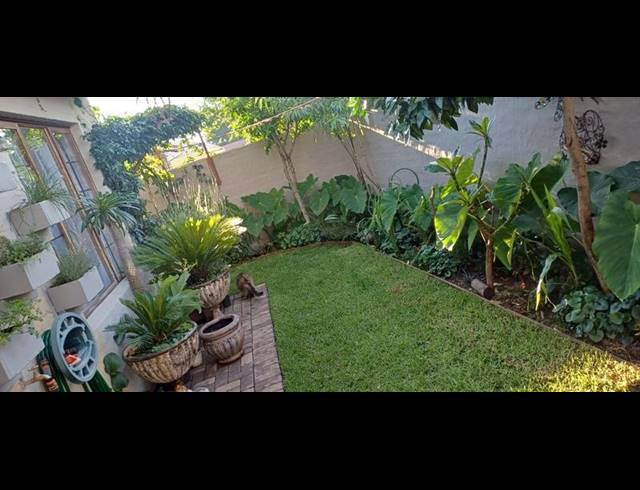 3 BEDROOM TOWNHOUSE FOR SALE IN VAALPARK